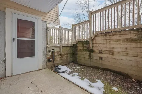 506 Fox Run Lane Carmel NY 10512