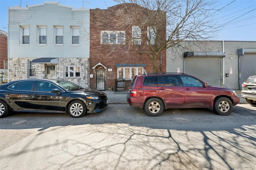 976 Sackett Avenue Bronx NY 10462