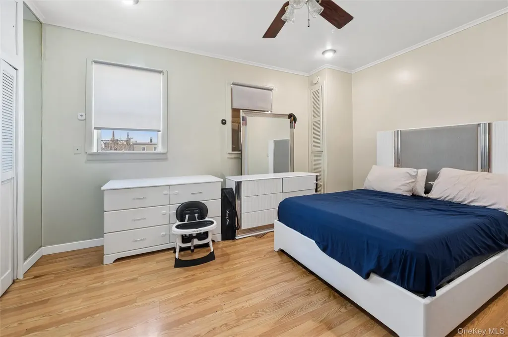 976 Sackett Avenue Bronx NY 10462