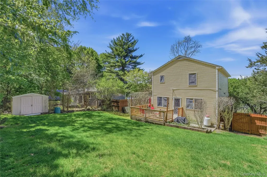 324 Walnut Avenue New Windsor NY 12553