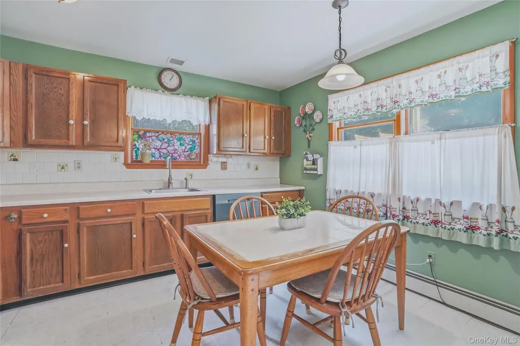 324 Walnut Avenue New Windsor NY 12553
