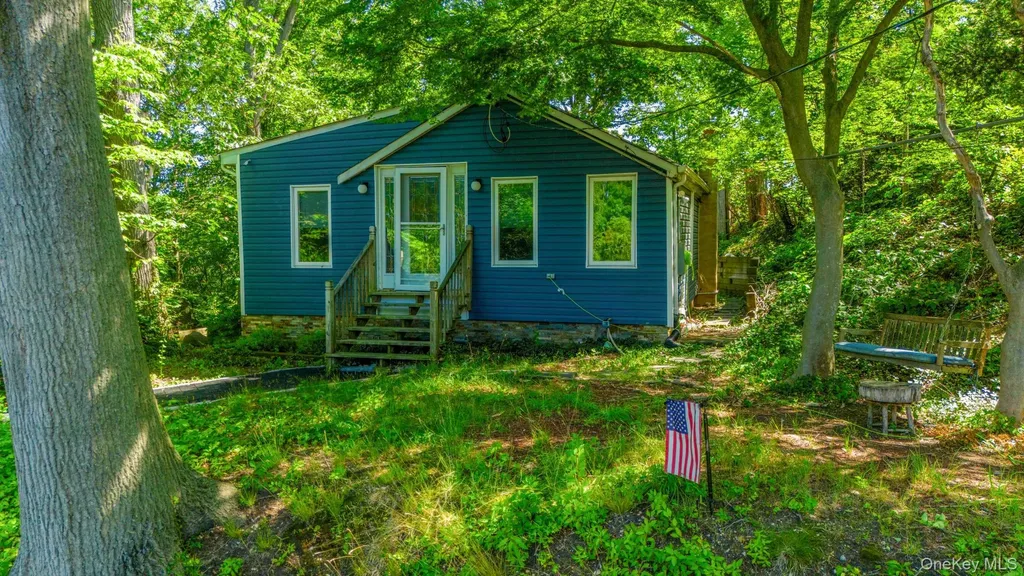 8 Towle Place Glen Cove NY 11542