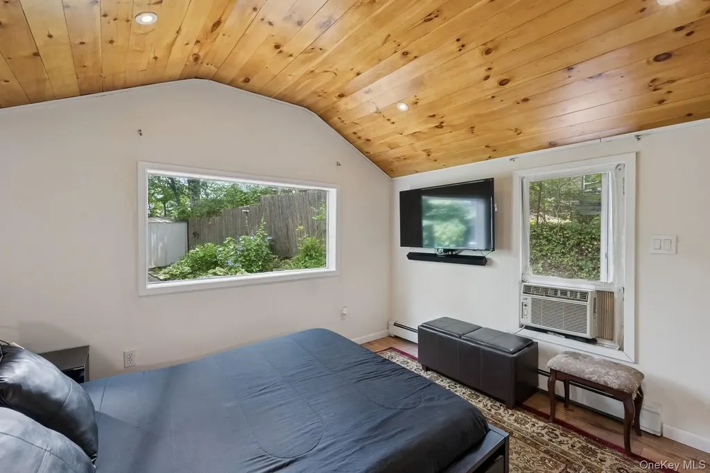 8 Towle Place Glen Cove NY 11542