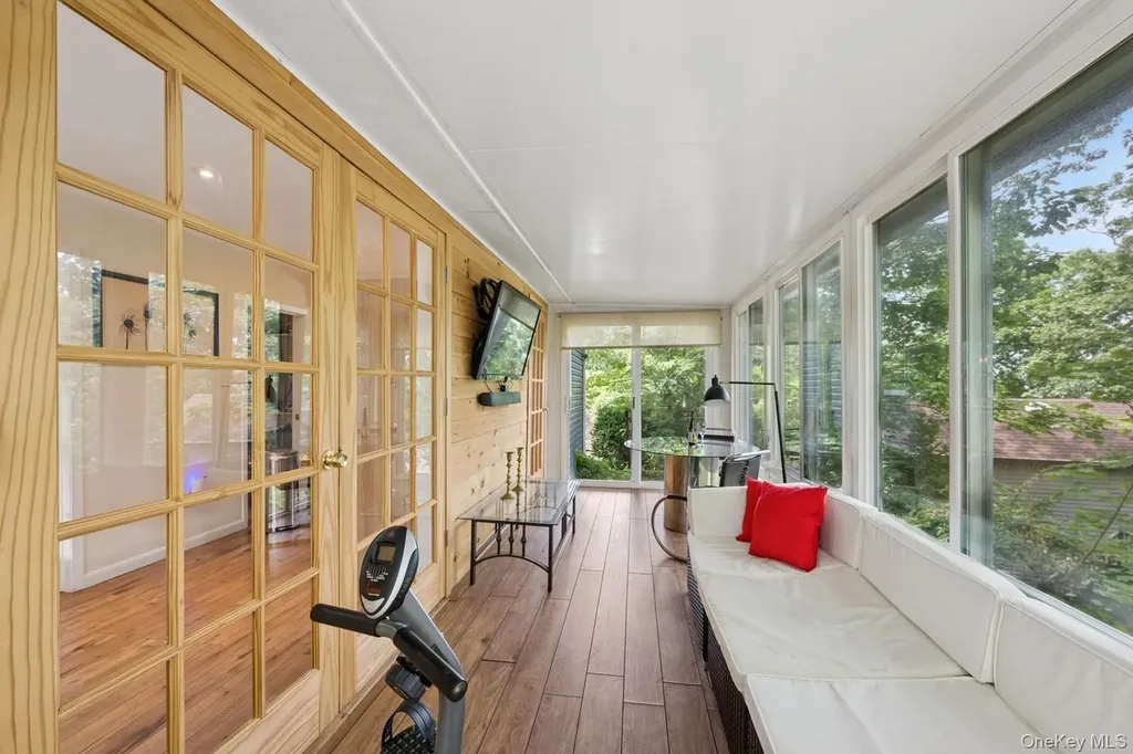 8 Towle Place Glen Cove NY 11542