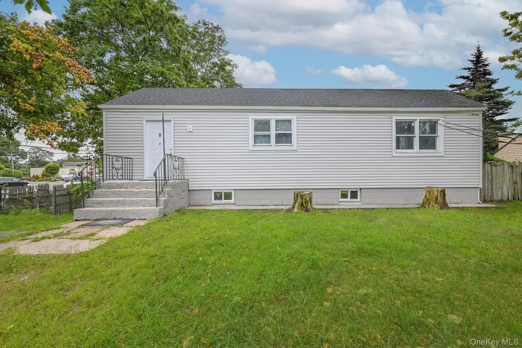 7 Joan Avenue Centereach NY 11720