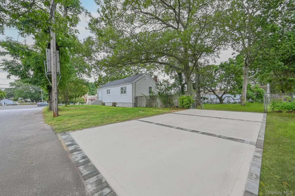 7 Joan Avenue Centereach NY 11720