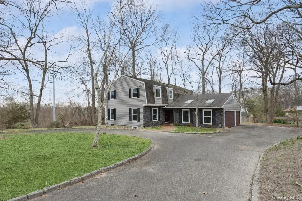 49 Overhill Road Wading River NY 11792