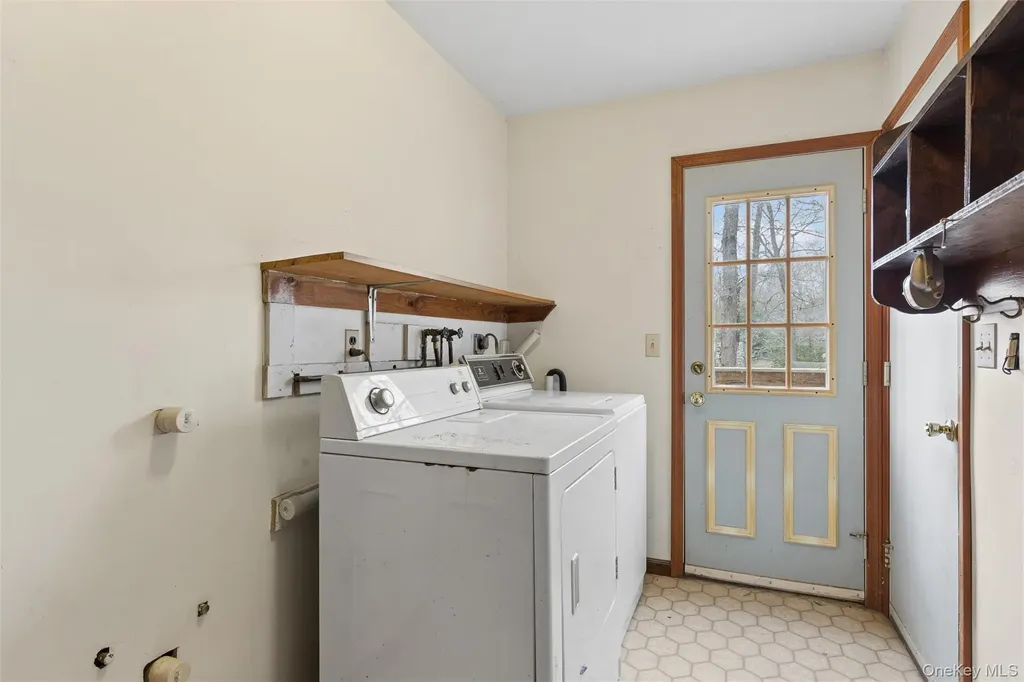 49 Overhill Road Wading River NY 11792