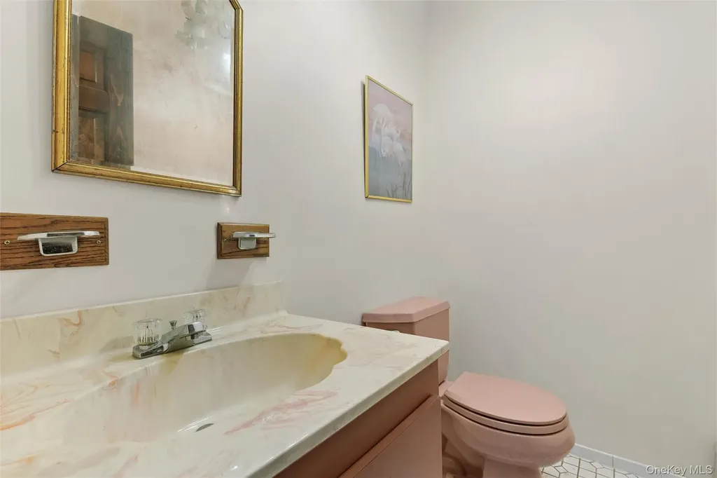 49 Overhill Road Wading River NY 11792