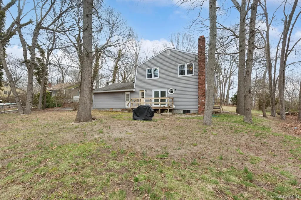 49 Overhill Road Wading River NY 11792