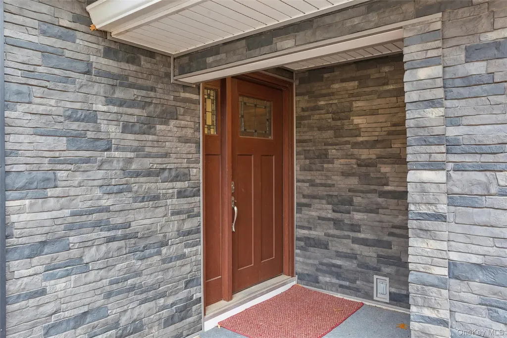 49 Overhill Road Wading River NY 11792