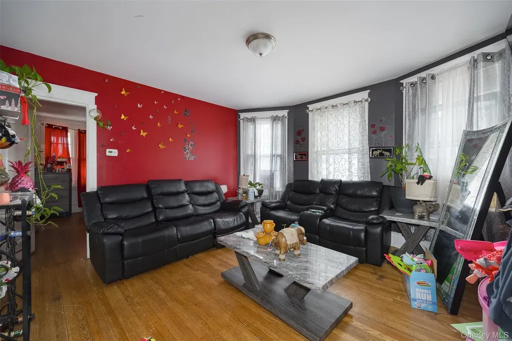 42 Manitou Avenue Poughkeepsie NY 12603