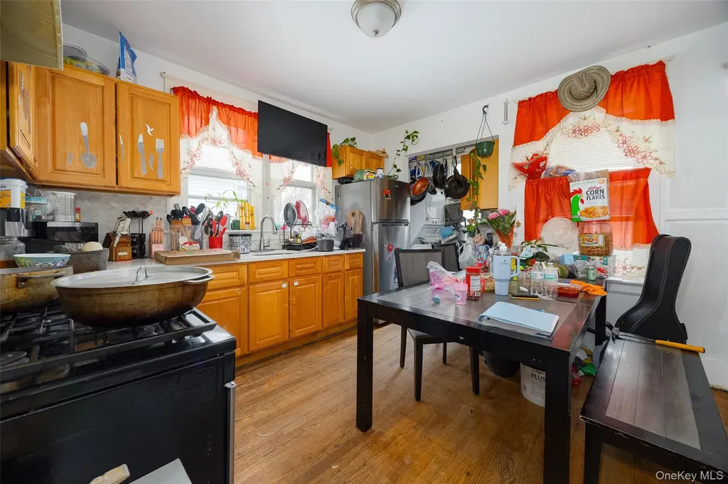 42 Manitou Avenue Poughkeepsie NY 12603