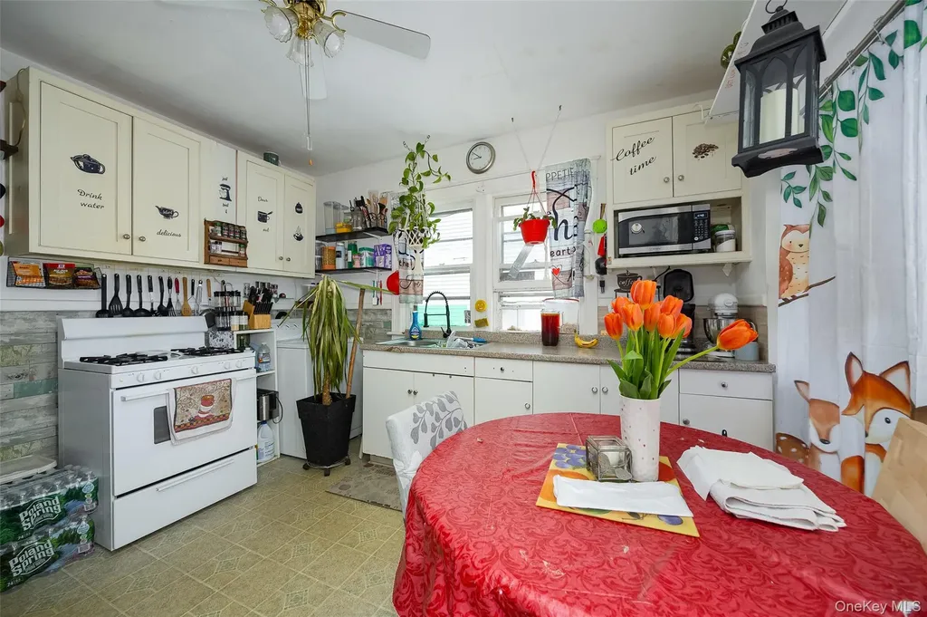 42 Manitou Avenue Poughkeepsie NY 12603