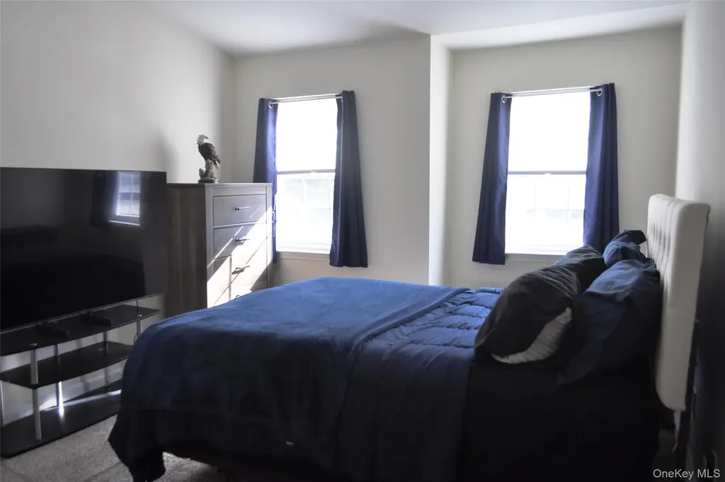 162 Pinebrook Drive Hyde Park NY 12538