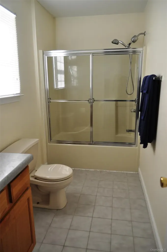 162 Pinebrook Drive Hyde Park NY 12538