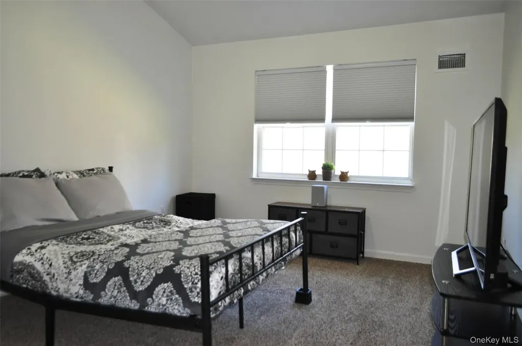 162 Pinebrook Drive Hyde Park NY 12538