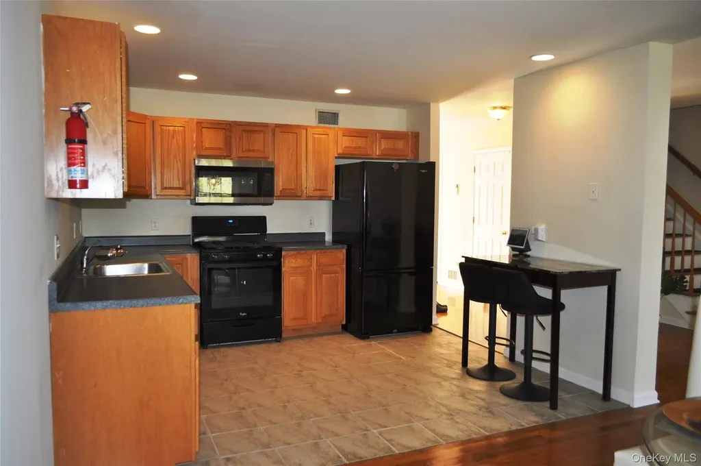 162 Pinebrook Drive Hyde Park NY 12538