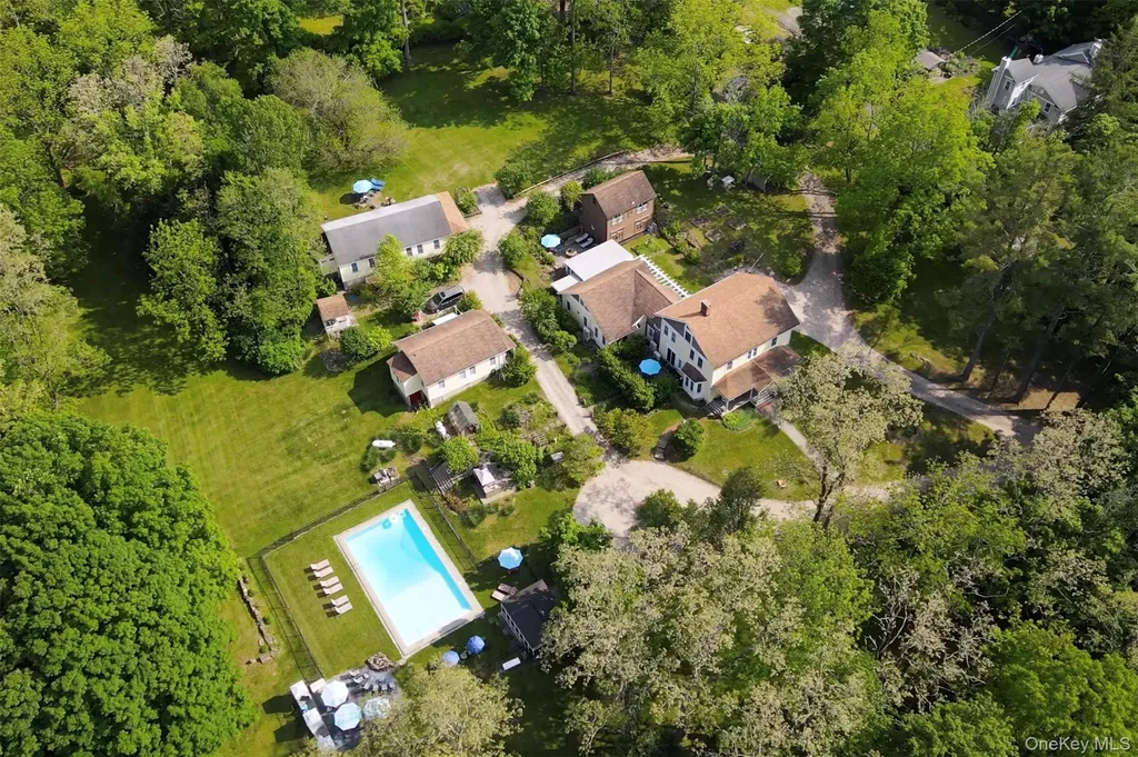 18 Stagecoach Lane Amenia NY 12501