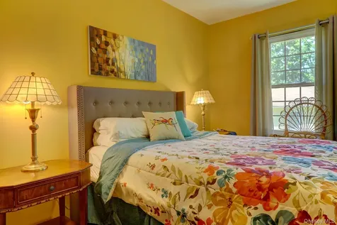 18 Stagecoach Lane Amenia NY 12501