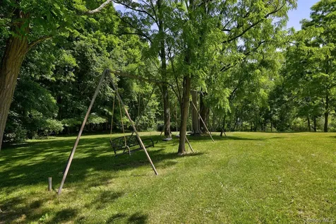 18 Stagecoach Lane Amenia NY 12501