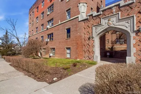 37 Summit Avenue Port Chester NY 10573