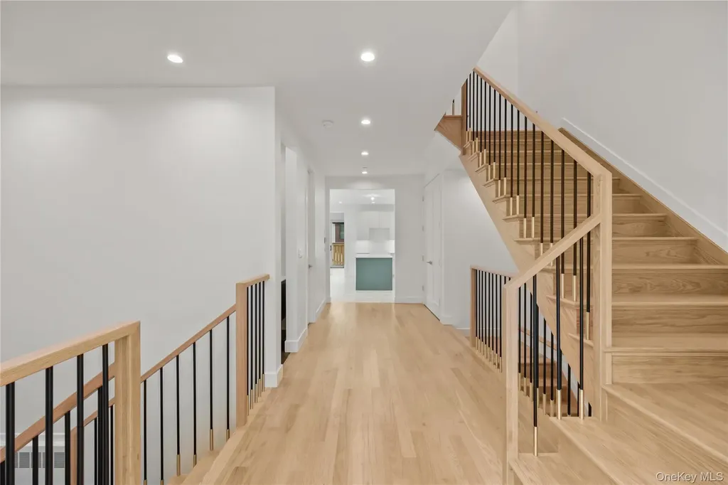 23 Singer Avenue Spring Valley NY 10977