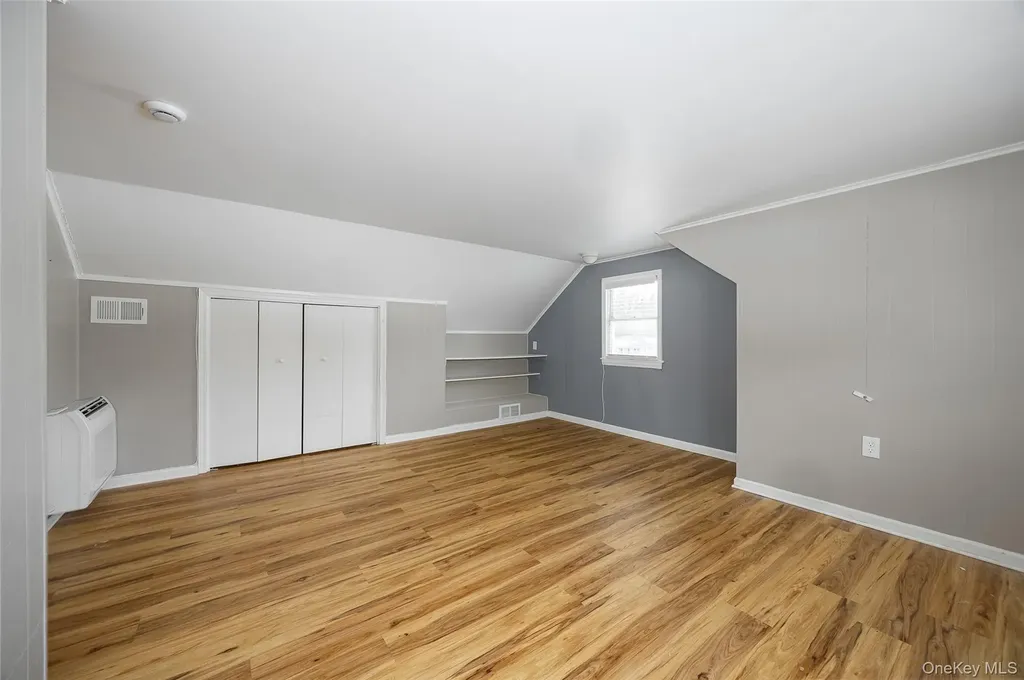 12 Valley View Road Hyde Park NY 12538