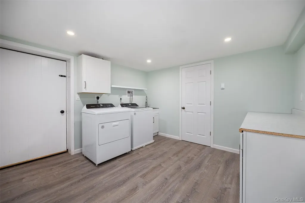 12 Valley View Road Hyde Park NY 12538