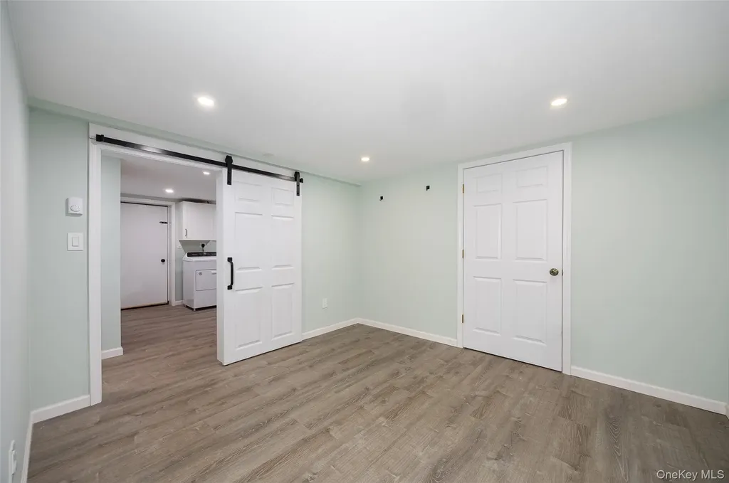12 Valley View Road Hyde Park NY 12538