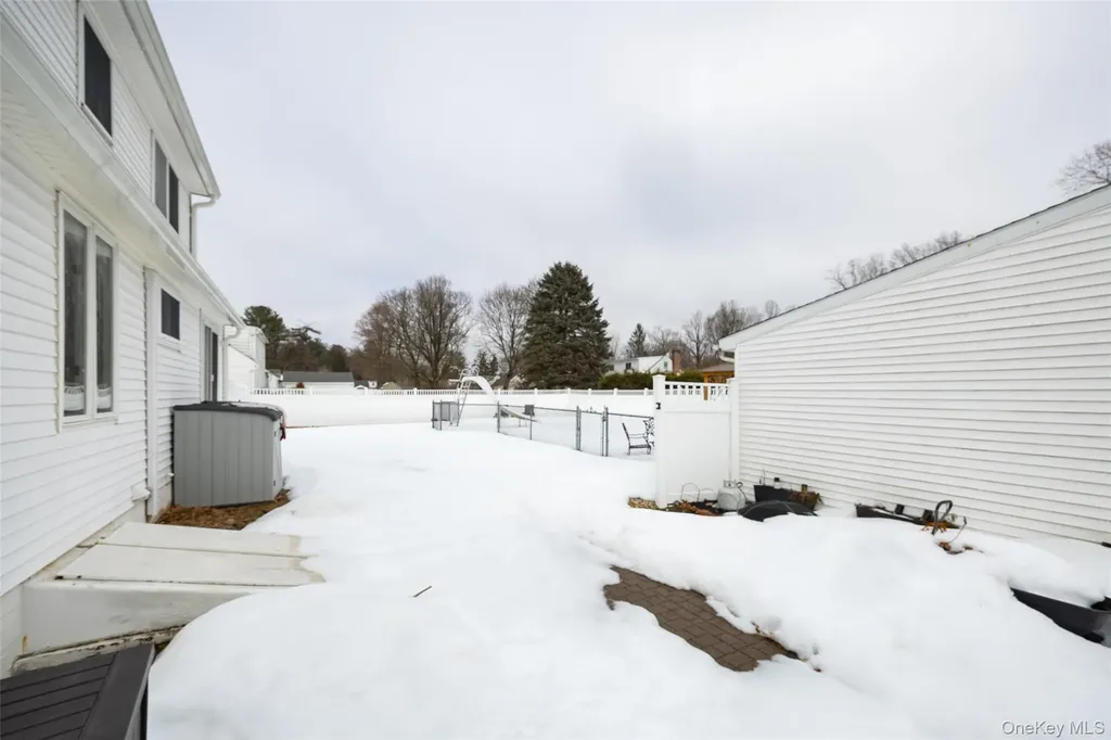 12 Valley View Road Hyde Park NY 12538