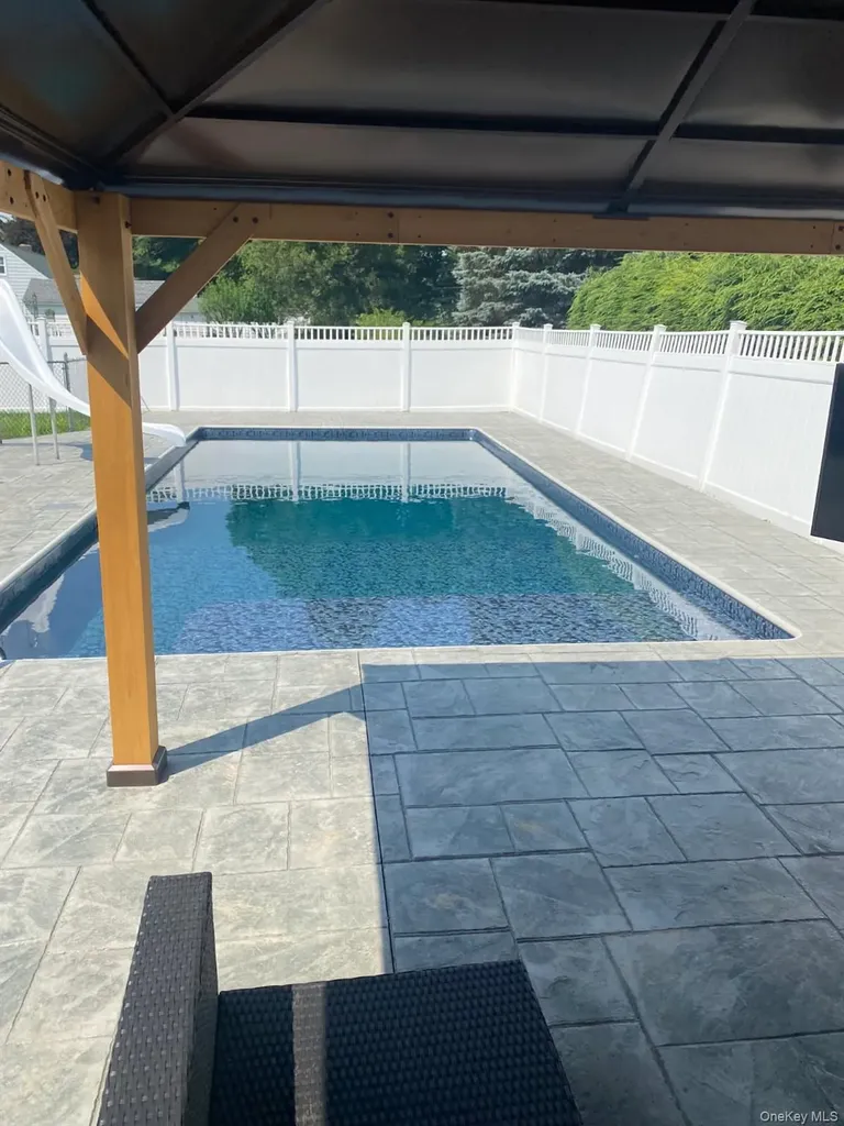12 Valley View Road Hyde Park NY 12538
