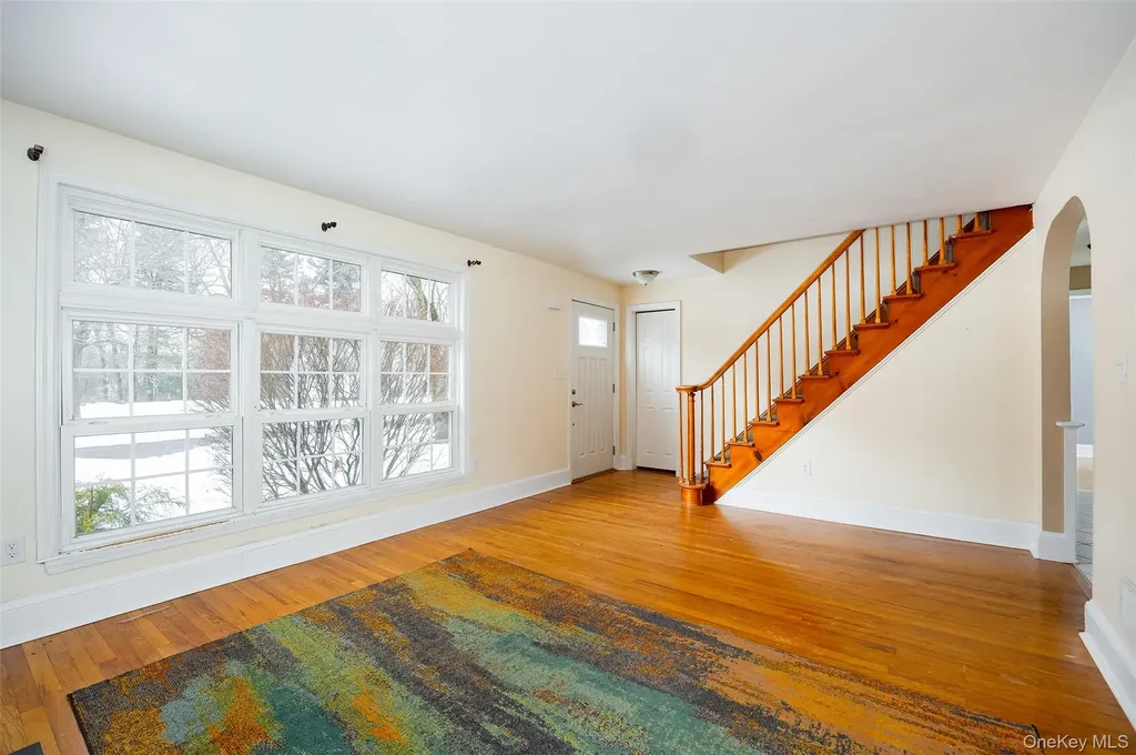 12 Valley View Road Hyde Park NY 12538