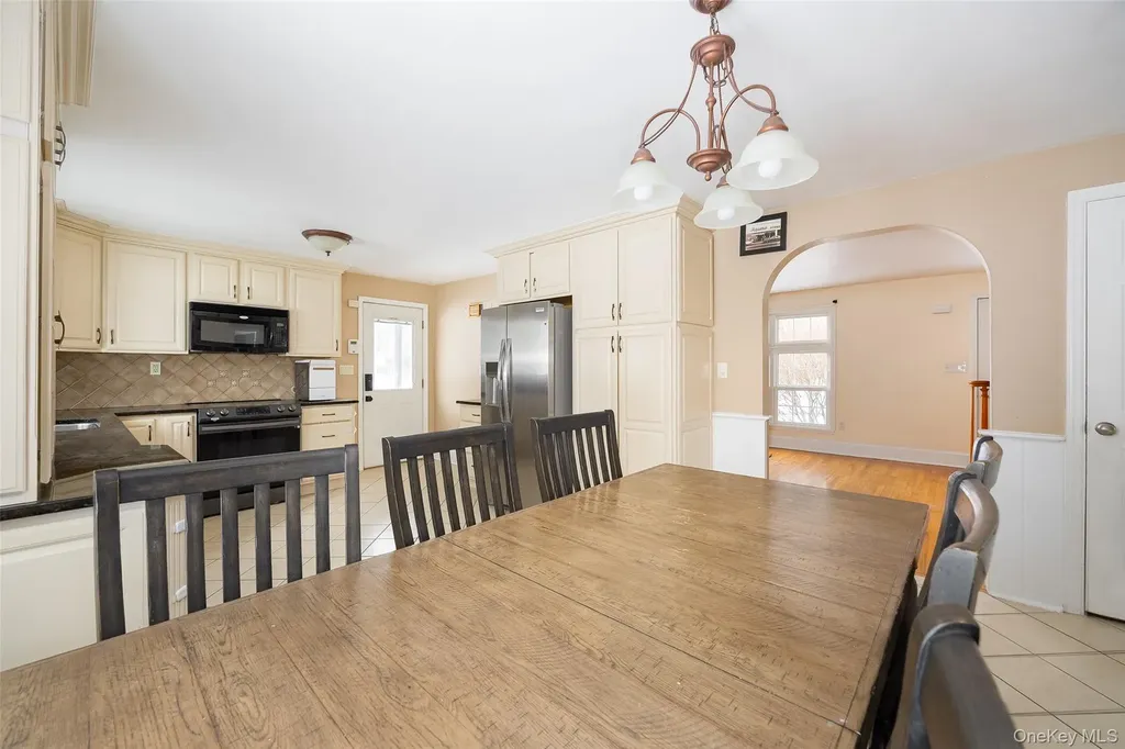 12 Valley View Road Hyde Park NY 12538