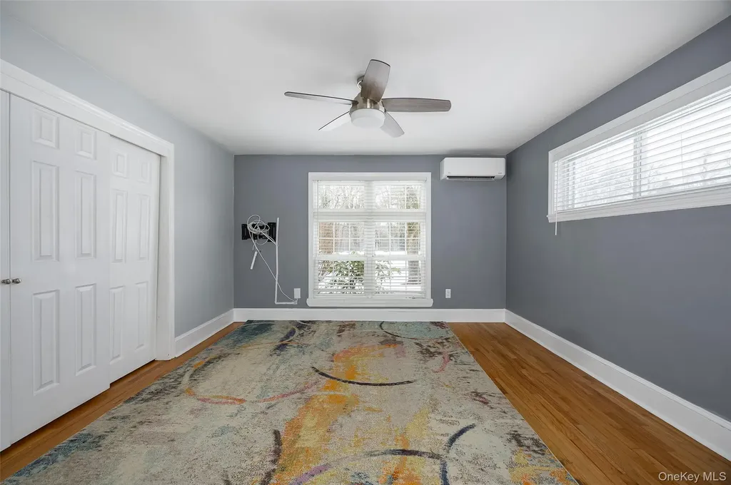 12 Valley View Road Hyde Park NY 12538