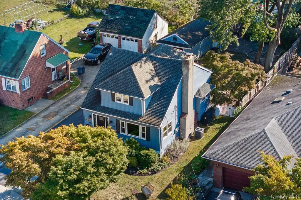 931 Mckinley Street Peekskill NY 10566