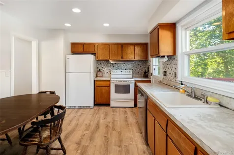 53 Friendly Road Mahopac NY 10541