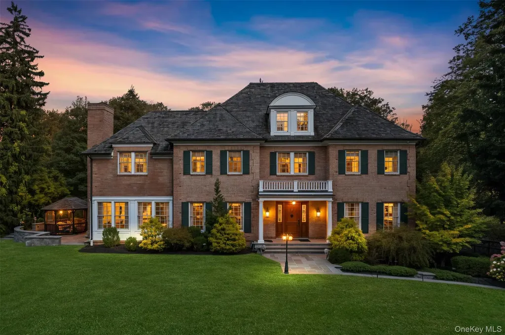2 Heathcote Drive Mount Kisco NY 10549