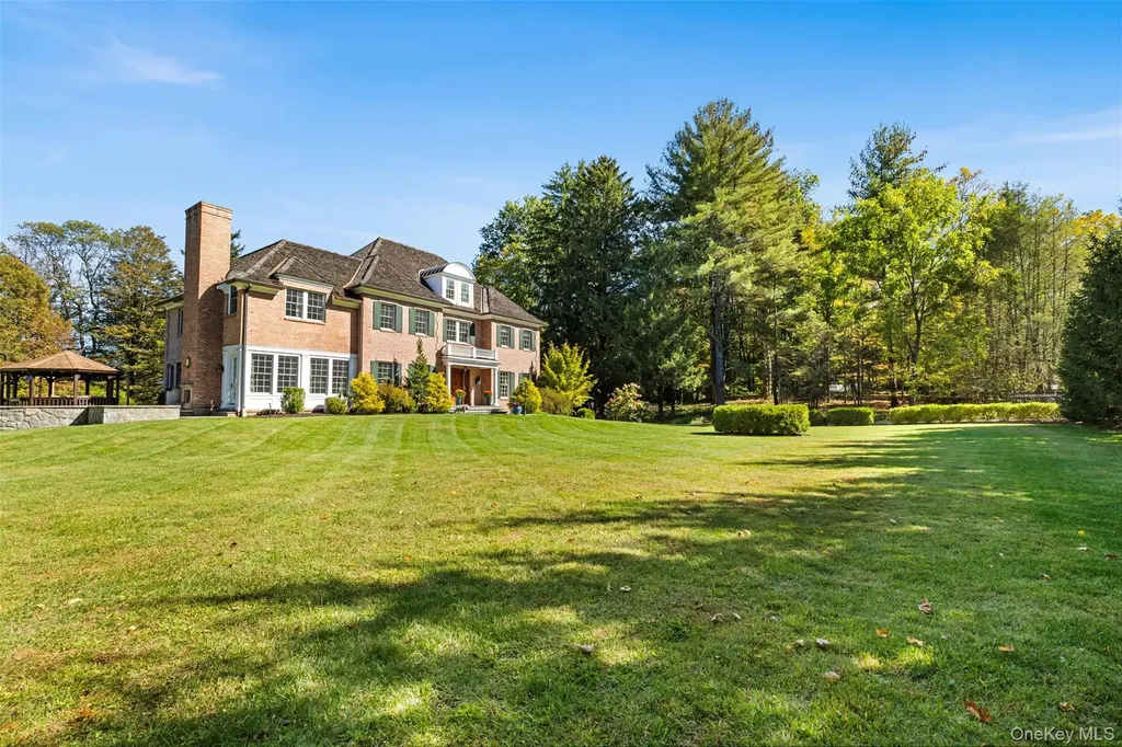 2 Heathcote Drive Mount Kisco NY 10549