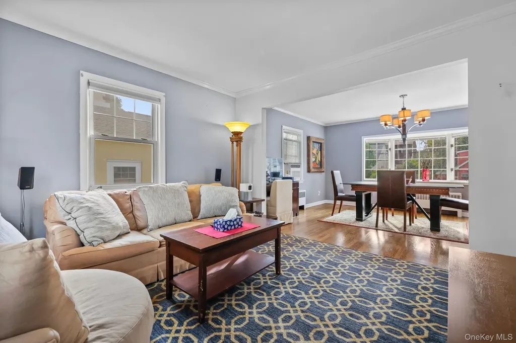 404 Manhattan Avenue Hawthorne NY 10532