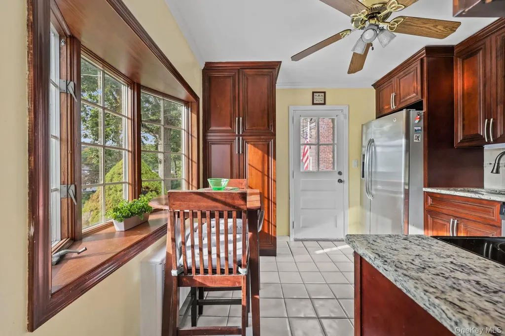 404 Manhattan Avenue Hawthorne NY 10532