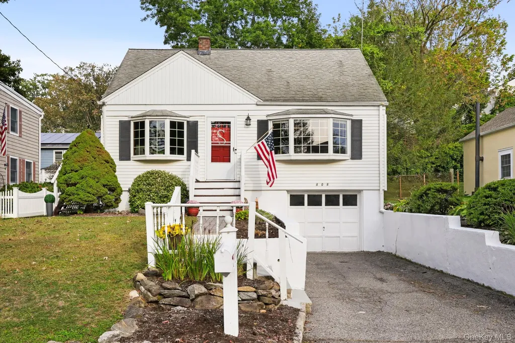 404 Manhattan Avenue Hawthorne NY 10532
