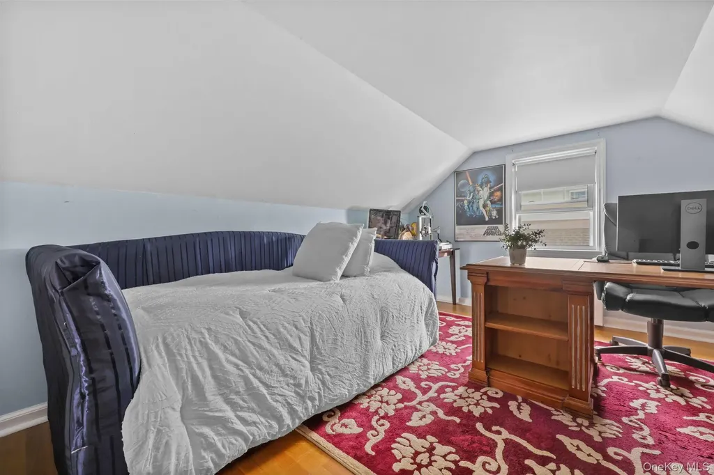 404 Manhattan Avenue Hawthorne NY 10532