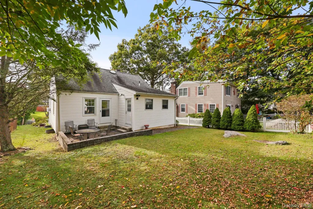 404 Manhattan Avenue Hawthorne NY 10532