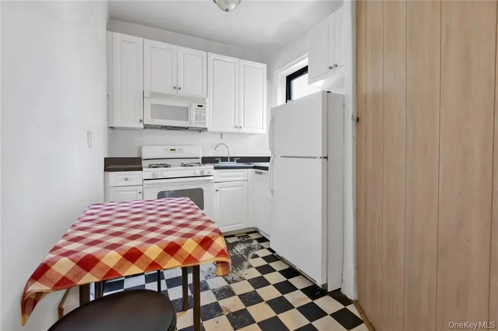 3111 Brighton 1st Place Brooklyn NY 11235