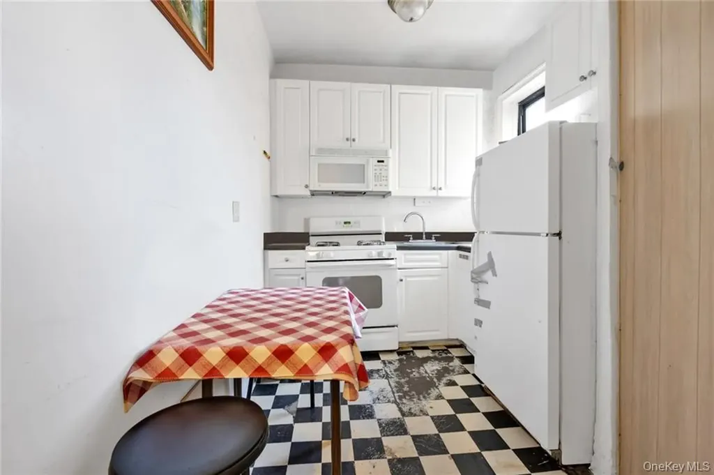 3111 Brighton 1st Place Brooklyn NY 11235