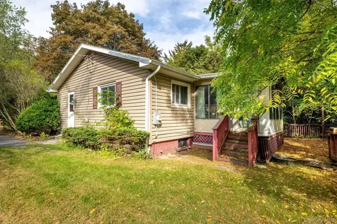 240 Stevers Crossing Road Hudson NY 12534