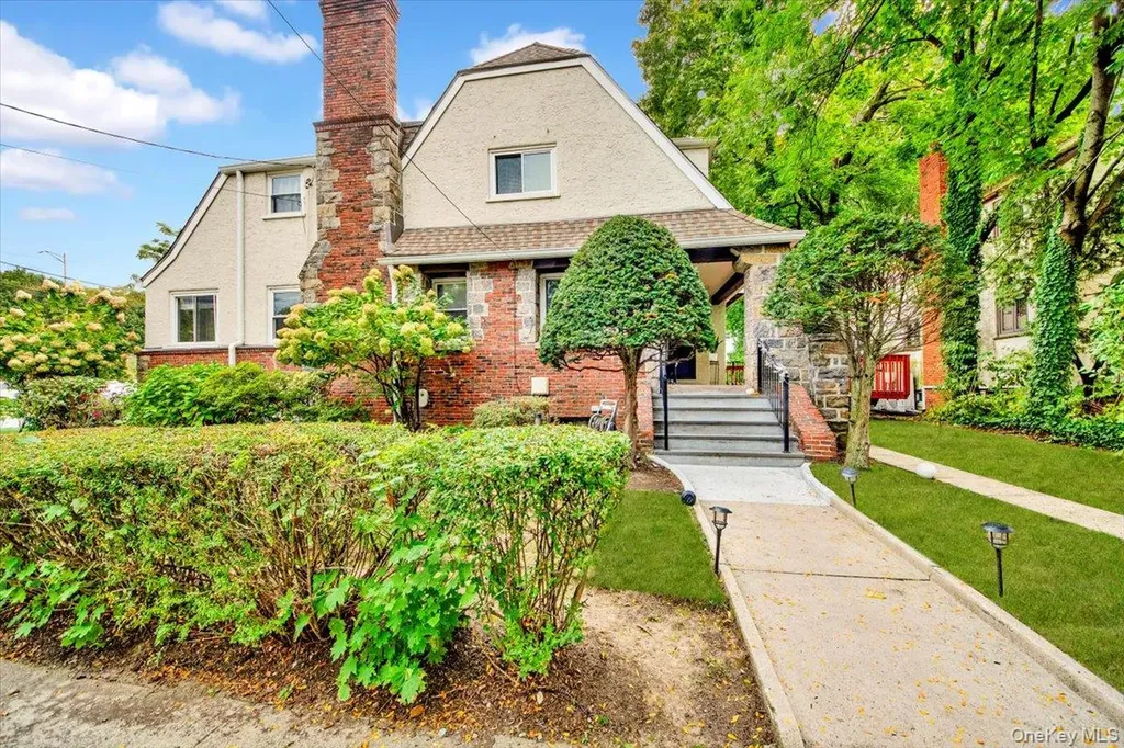 105 Frederick Place Mount Vernon NY 10552