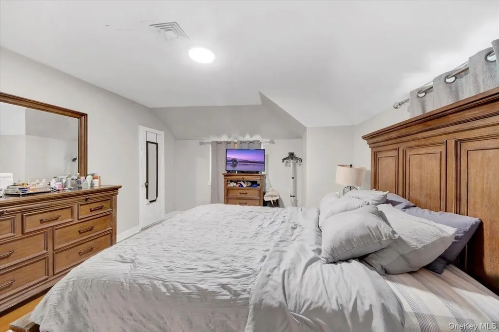 105 Frederick Place Mount Vernon NY 10552