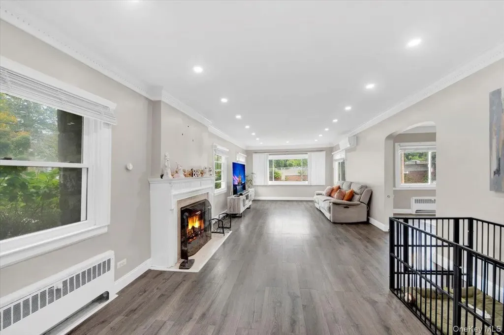 105 Frederick Place Mount Vernon NY 10552